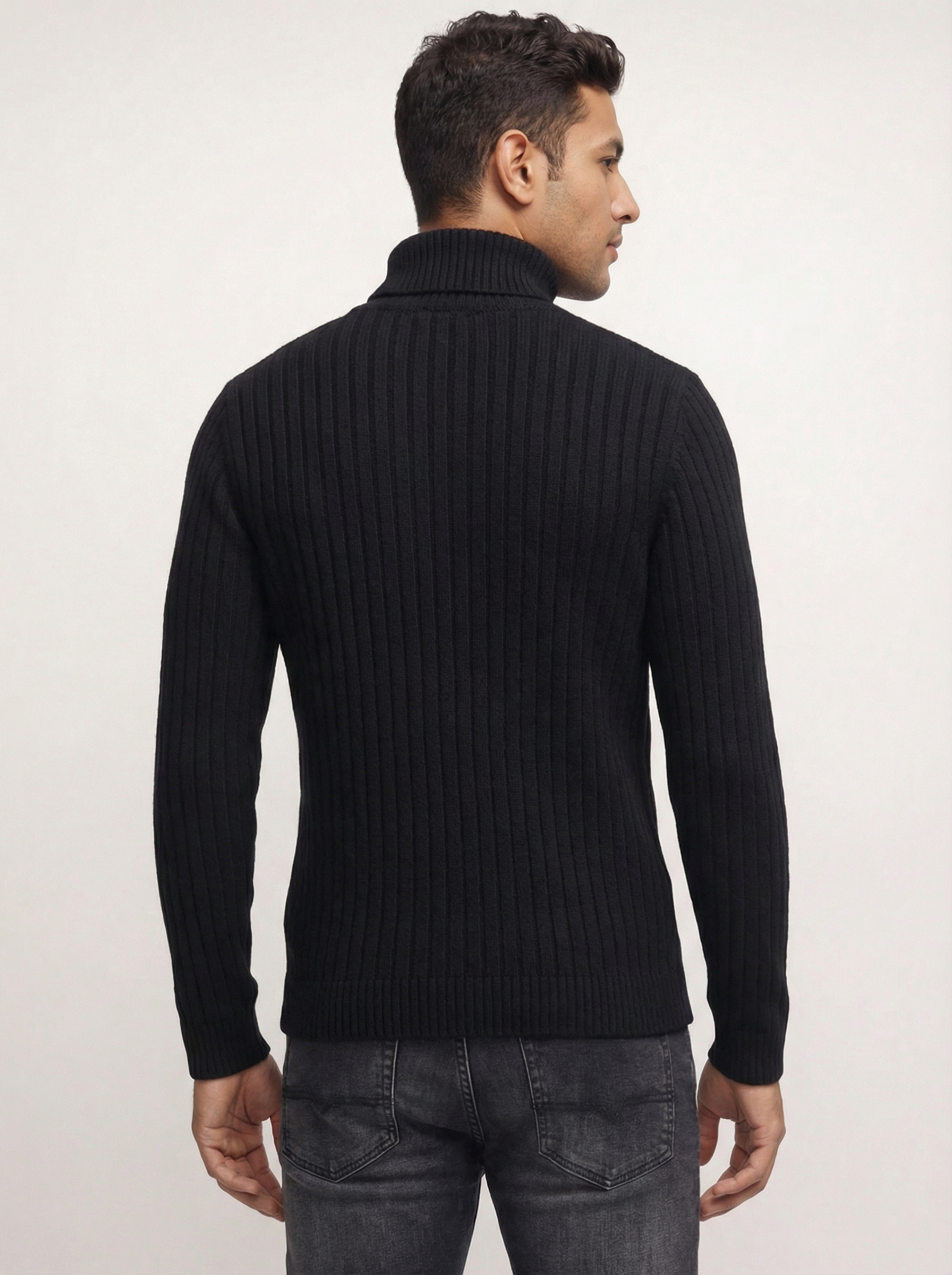 THE HEIGHT TURTLENECK