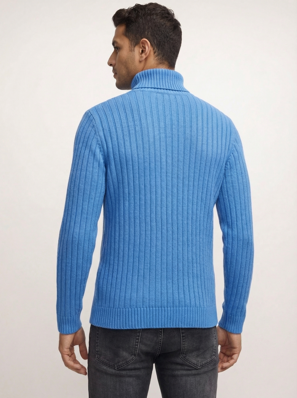 THE HEIGHT TURTLENECK