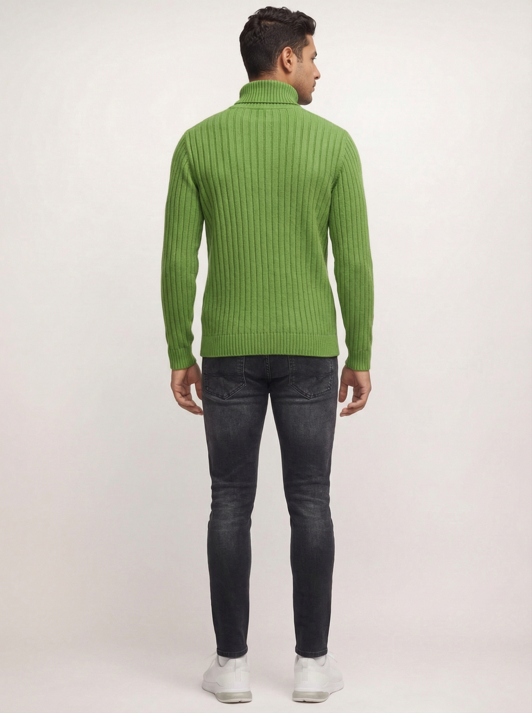 THE HEIGHT TURTLENECK