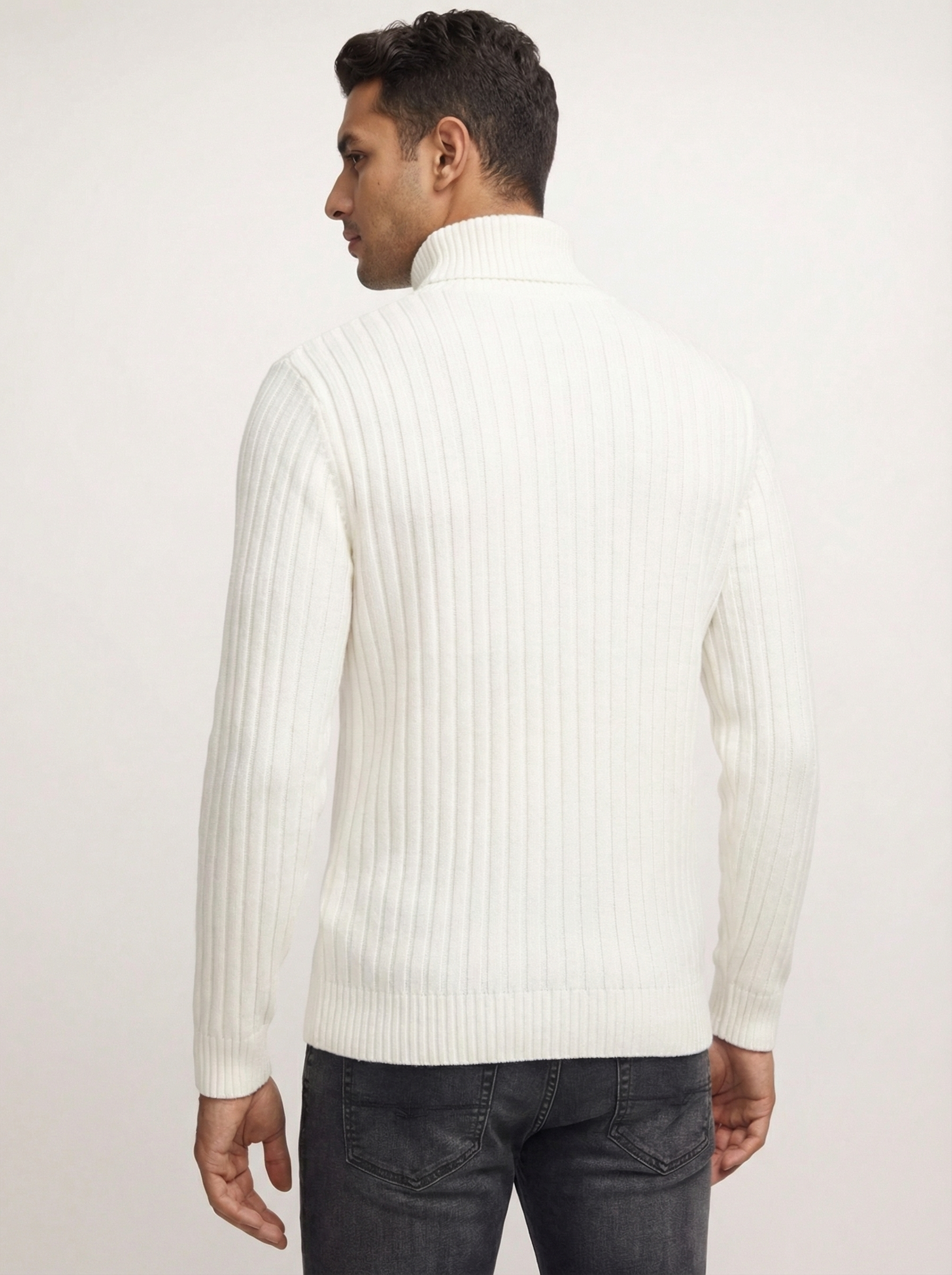 THE HEIGHT TURTLENECK